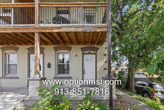 Building Photo - 1/2 month free if moved in by 7/31!! Available NOW