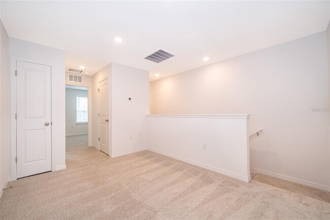 Building Photo - 5261 Luisa Ct