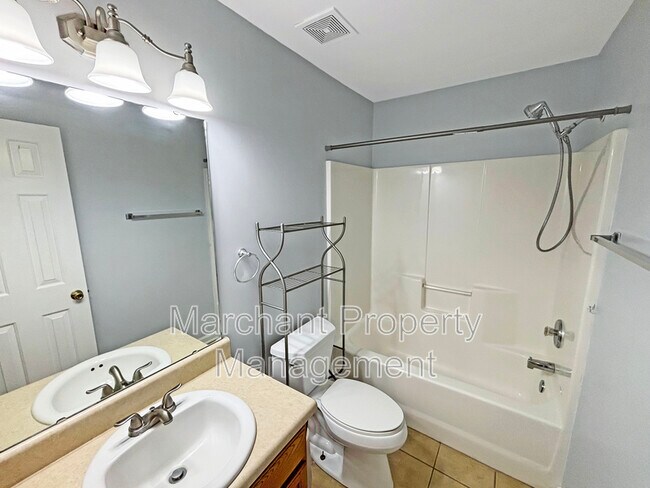Building Photo - 503 Peach Grove Pl
