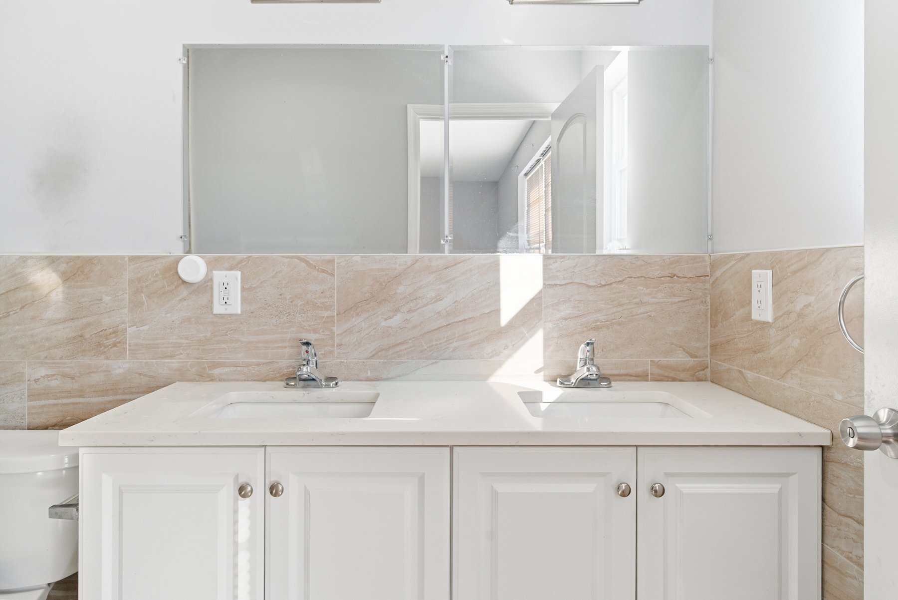 Building Photo - 168 Johnson Ave