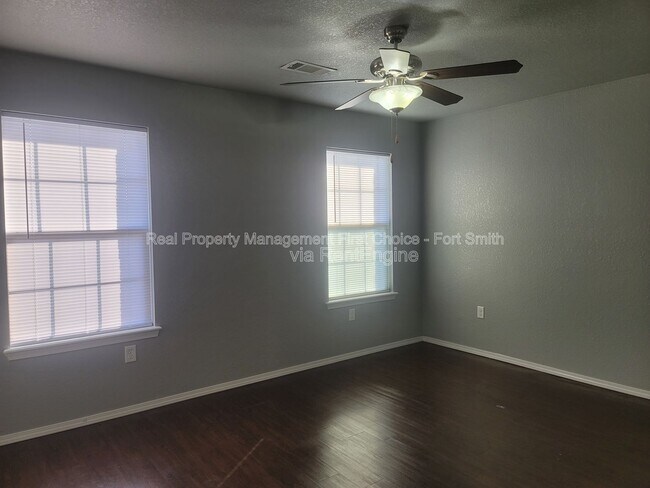 Building Photo - 2021 Ingalls Ln