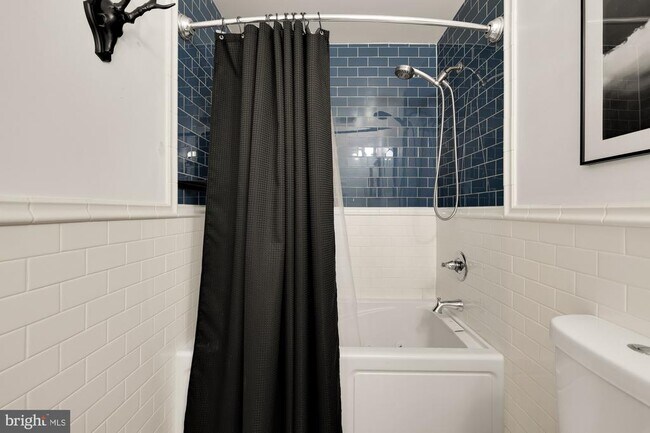 Building Photo - 4240 34th St