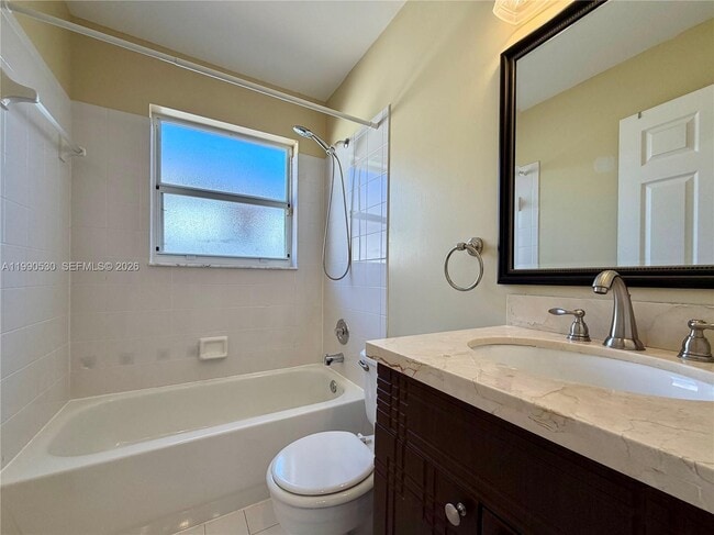 Building Photo - 15021 SW 141st Ln