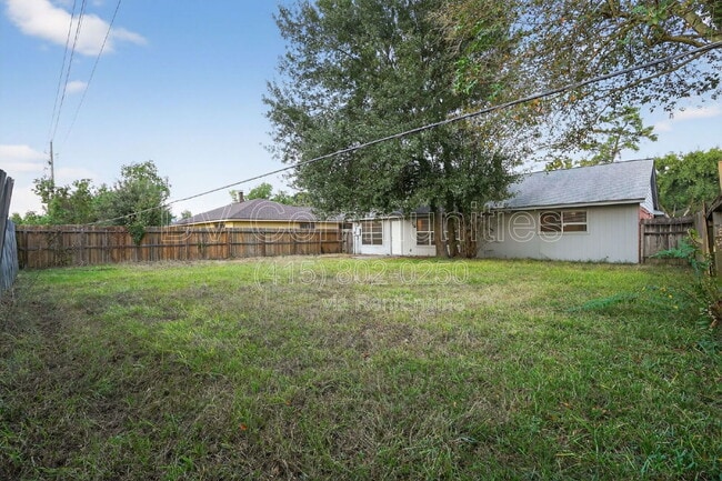 Building Photo - 20021 Cottonglade Ln