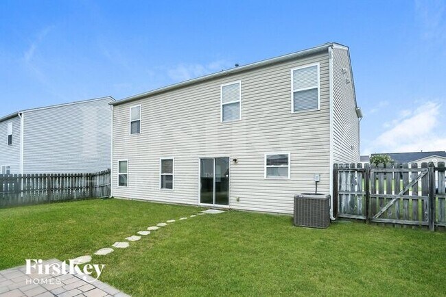 Building Photo - 1832 Rustic Barn Dr