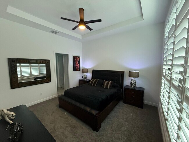 Building Photo - 187 SE Via Sangro