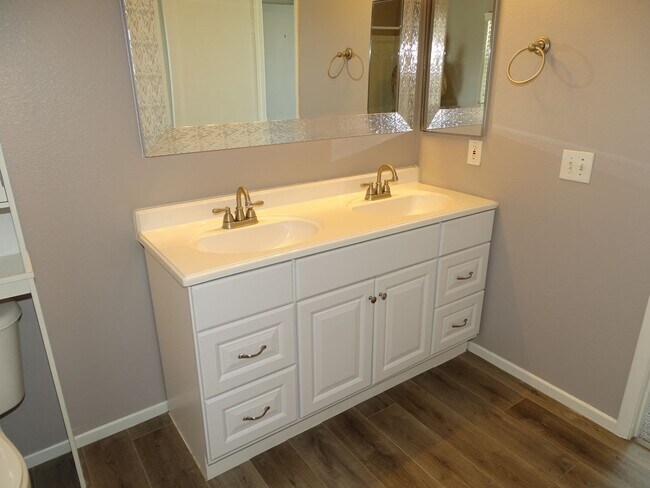 Building Photo - 3 Bedroom Home In The Heart Of Summerlin