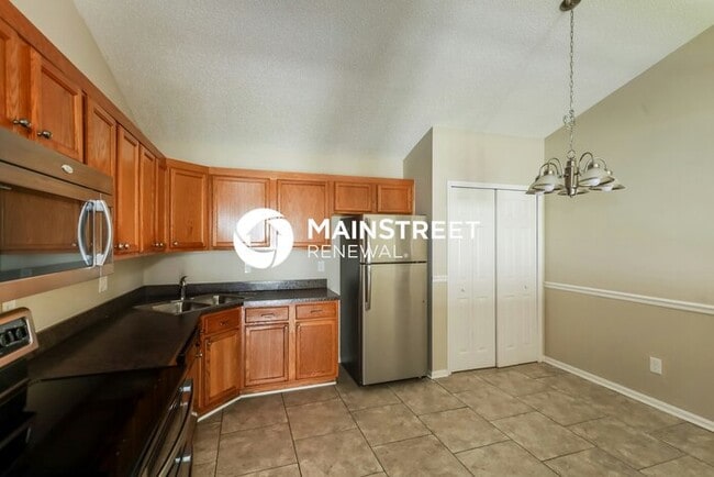 Building Photo - 4 Bedroom Pet-Friendly Home in Middleburg,...