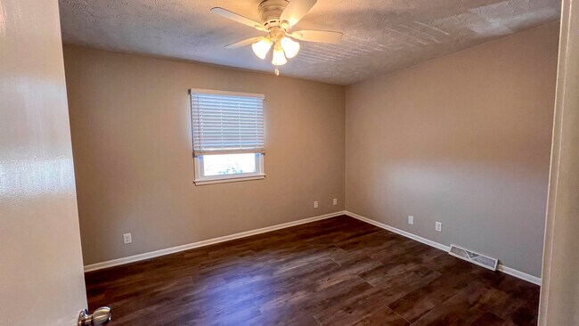 Building Photo - 11412 Camden Ave