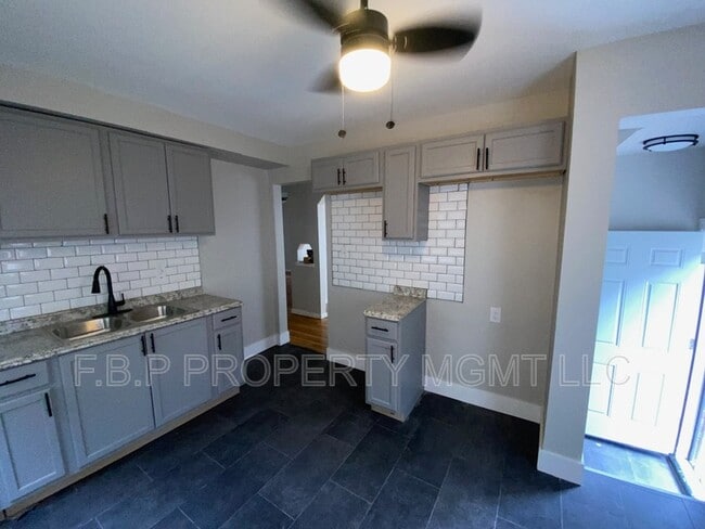 Building Photo - 20255 Anglin St
