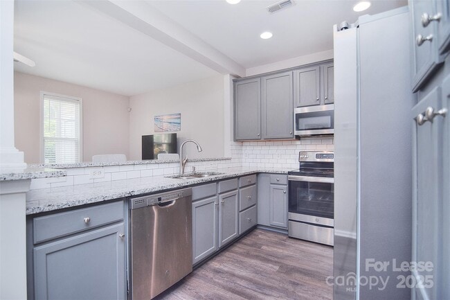 Building Photo - 11315 Dundarrach Ln