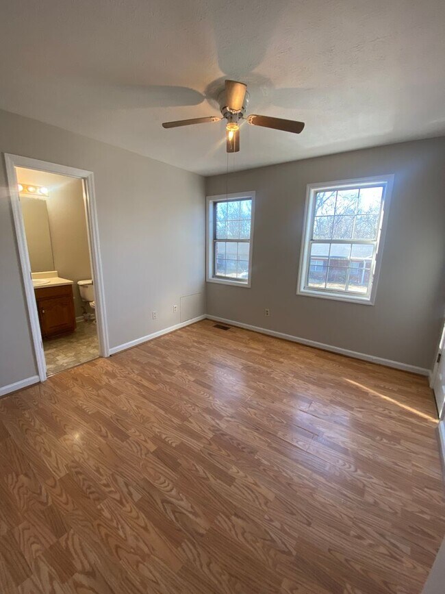 Building Photo - 5315 Whisperwood Ct