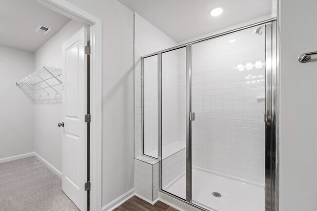 Building Photo - Modern 3-Bedroom Townhome in Solana, Durham!