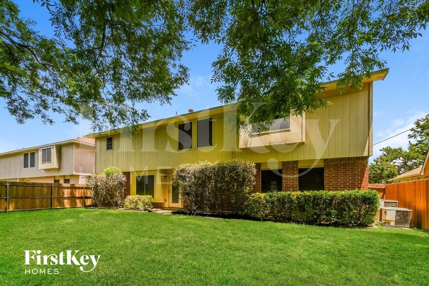 Building Photo - 905 Shady Brook Ln