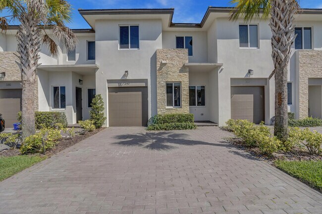 Primary Photo - 340 Pioneer Way