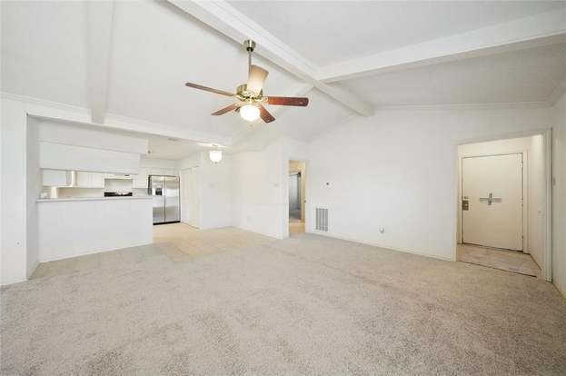 Building Photo - 1716 Huge Oaks St