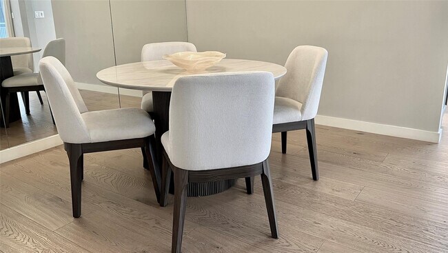 Building Photo - 5200 N Ocean Blvd