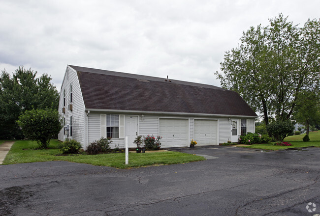 Primary Photo - Apple Orchard Apartments