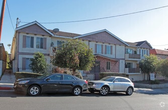 Building Photo - 524 Raymond Ave.