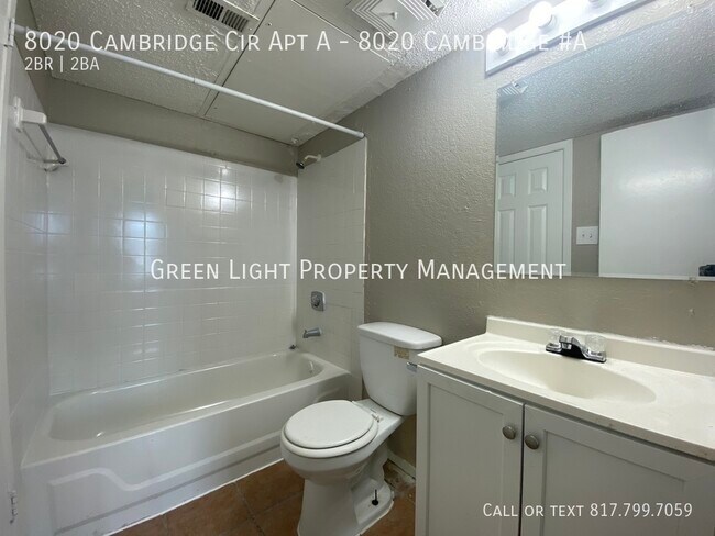 Building Photo - 8020 Cambridge Cir