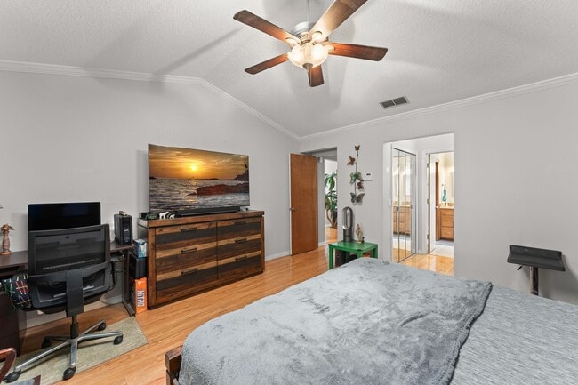Building Photo - 1341 S Ridge Lake Cir
