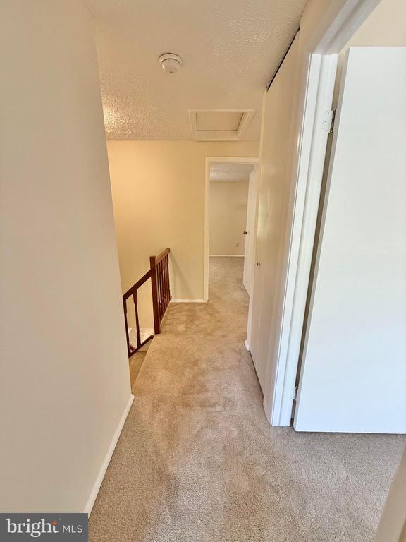 Building Photo - 8440 Rocky Knob Ct