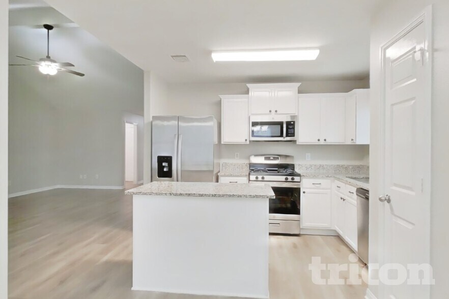 Building Photo - 308 Crooked Pine Court