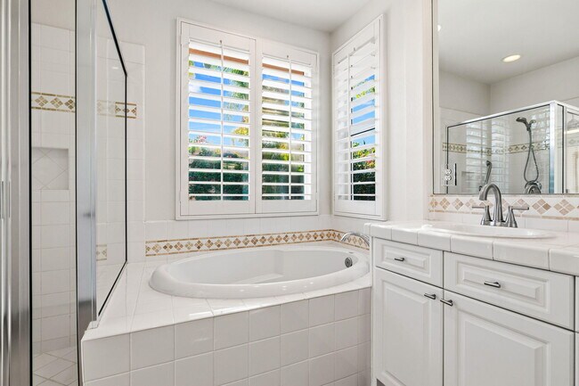 Building Photo - 196 Via San Lucia