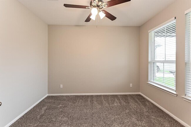 Building Photo - 15319 Kinord Run Dr