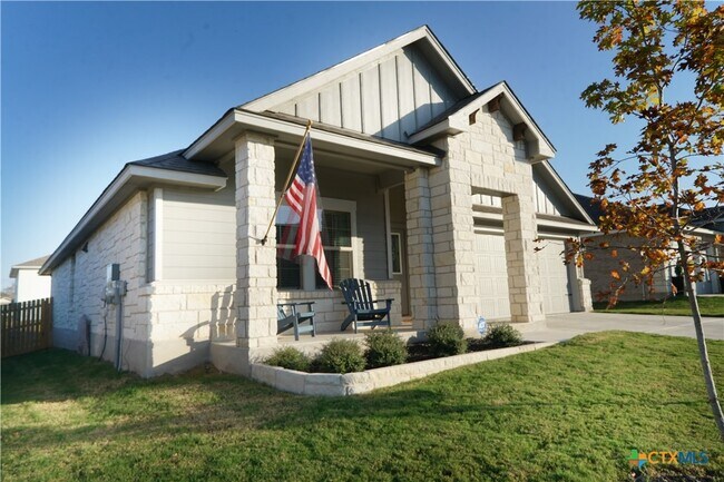 Building Photo - 3884 Lorenzen Ct