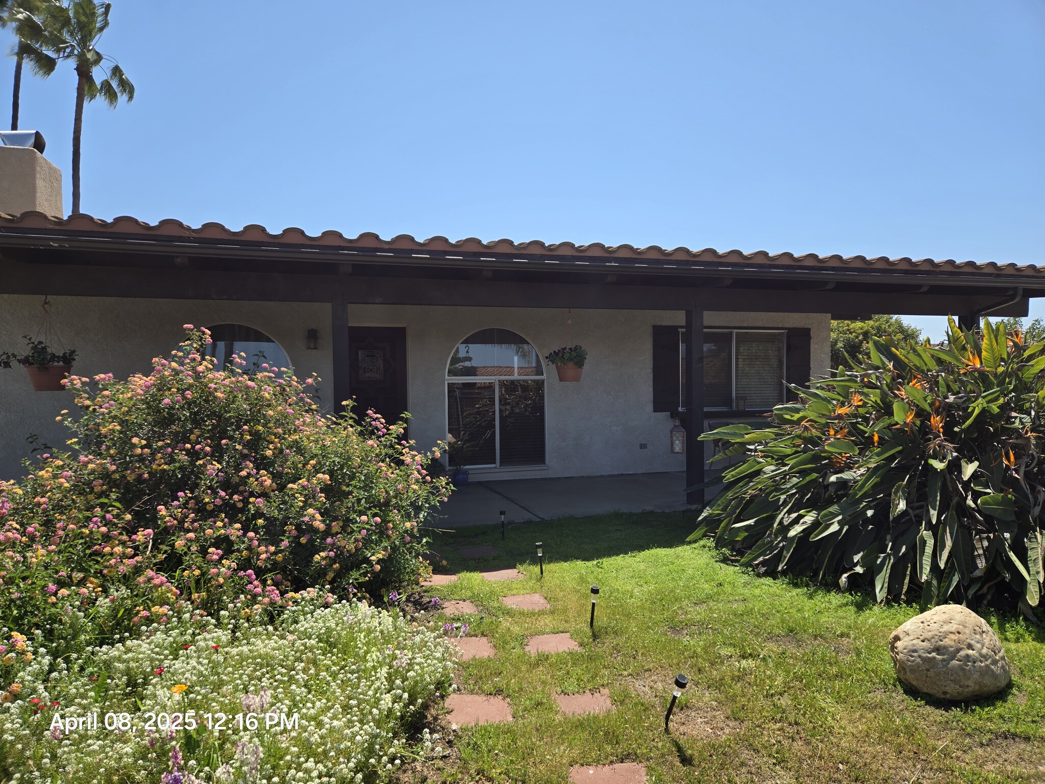 Front of House - 5819 Redondo Dr