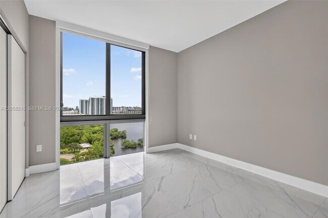 Building Photo - 16385 Biscayne Blvd