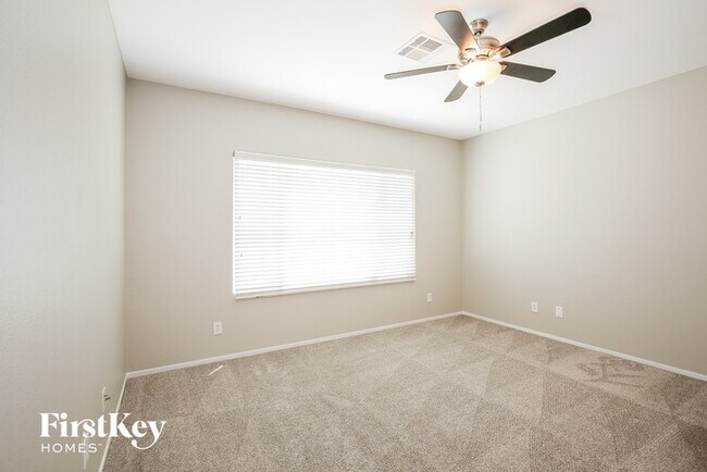 Building Photo - 8900 Magnolia Point Ct