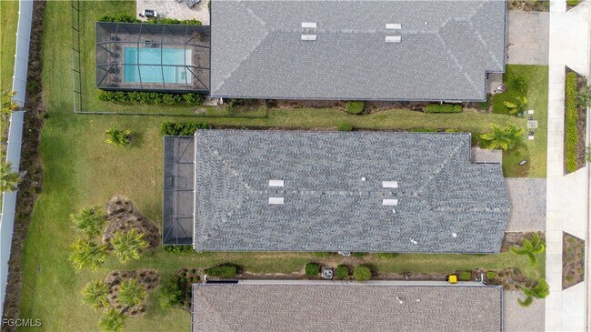 Building Photo - 42186 Edgewater Dr