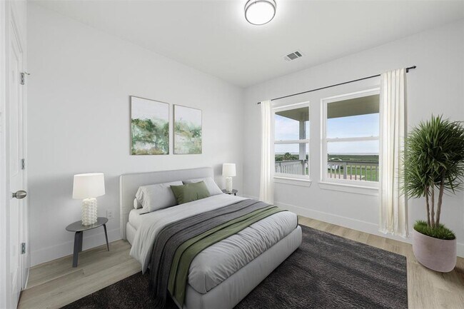 Building Photo - 25206 Sausalito Dr