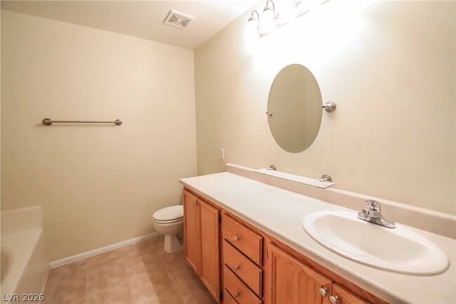 Building Photo - 240 Springtime St