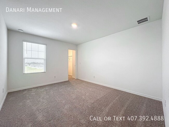 Building Photo - 1679 Meadowlark Dr