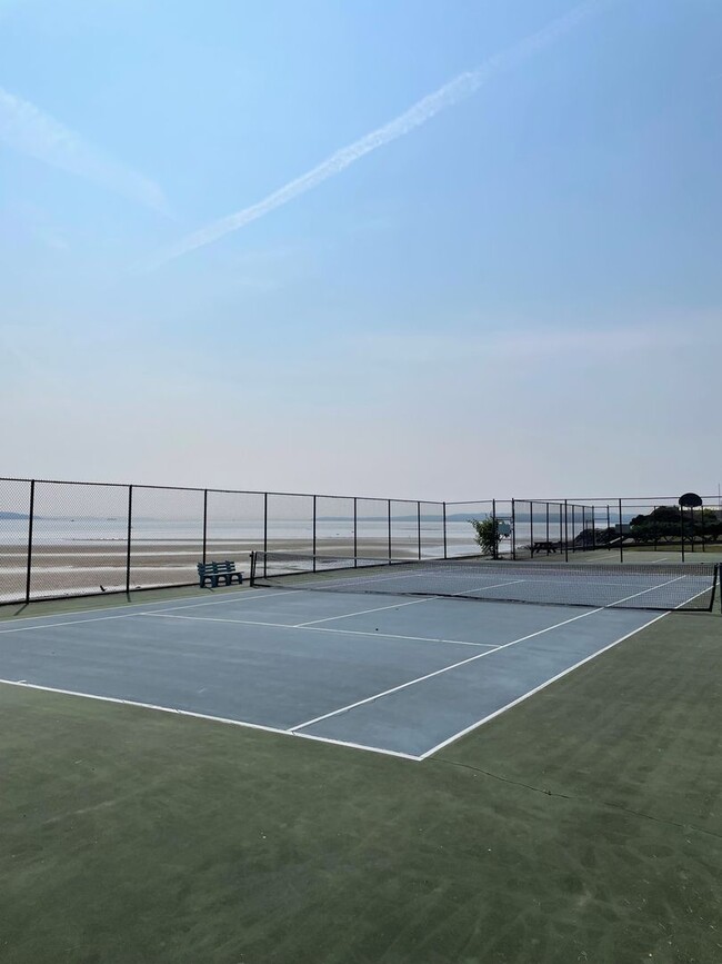 Building Photo - Lovingly Maintained with Designer Finishes...