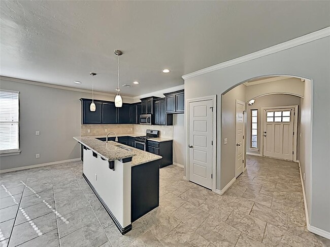 Building Photo - 8004 NW 160th Terrace