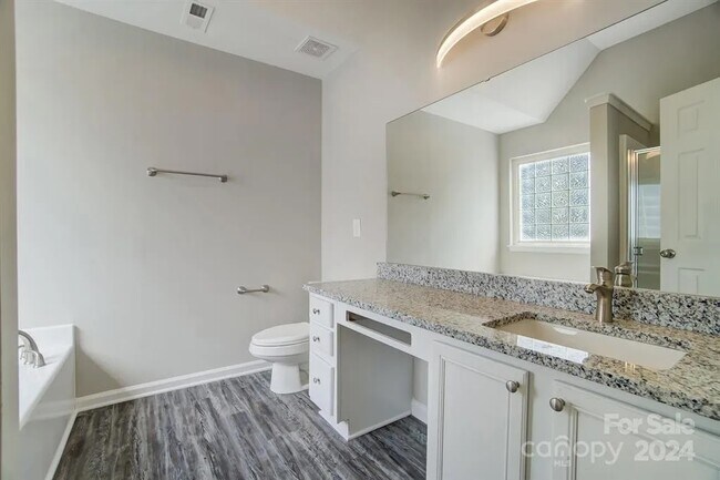 Building Photo - 9839 Brawley Ln