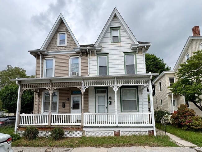 Building Photo - 3 Bedroom 1.5 Bathroom in Highspire!