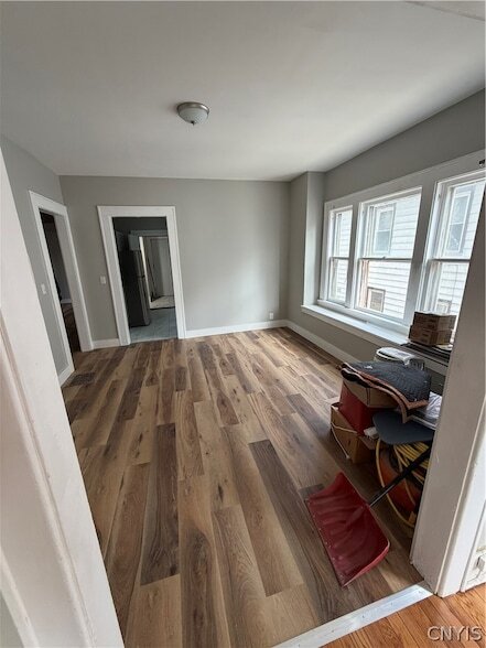 Building Photo - 501-501 Clarendon St