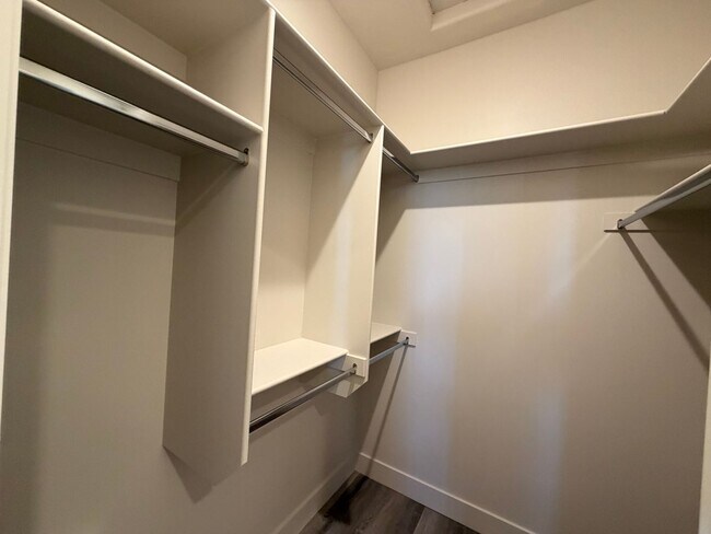 Building Photo - BRAND NEW TOWNHOME FOR RENT!