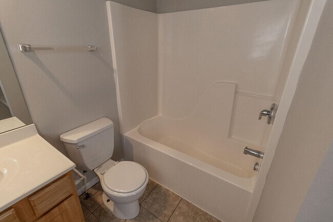 Building Photo - 1633 Citadel Dr