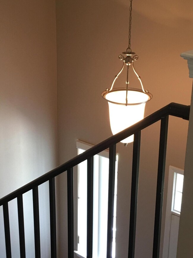 Building Photo - 20209 Chesapeake Cir