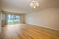 Building Photo - First-Floor 2BR Condo with Pool Access & Covered Parking in La Bonita