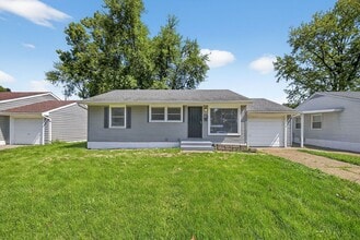 Building Photo - Section 8 Accepted