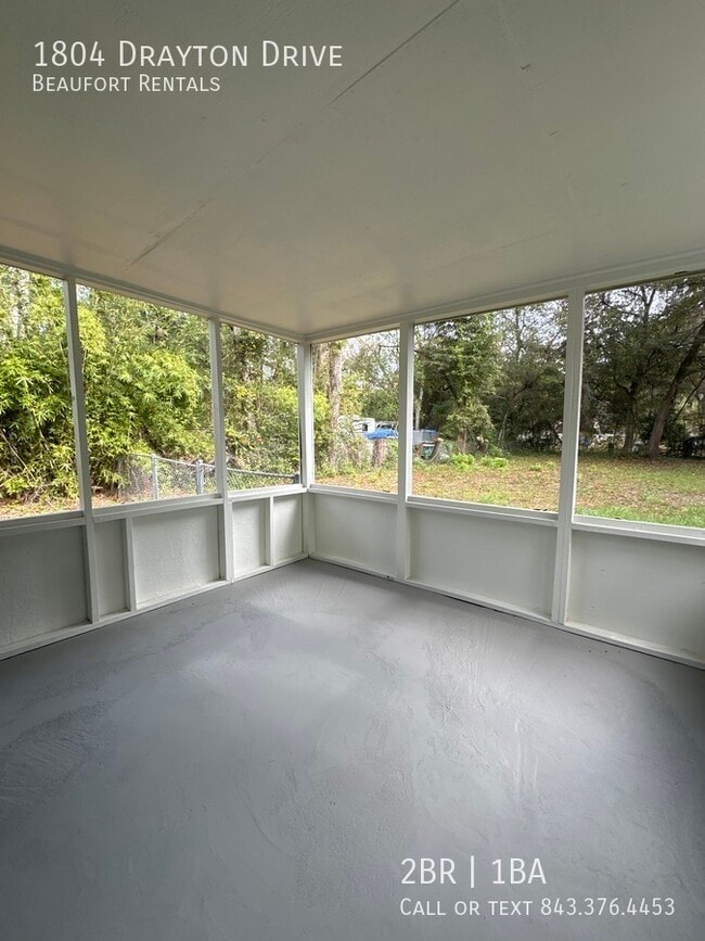 Building Photo - 1804 Drayton Dr