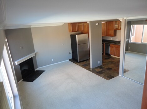 Building Photo - 840 Turquoise St