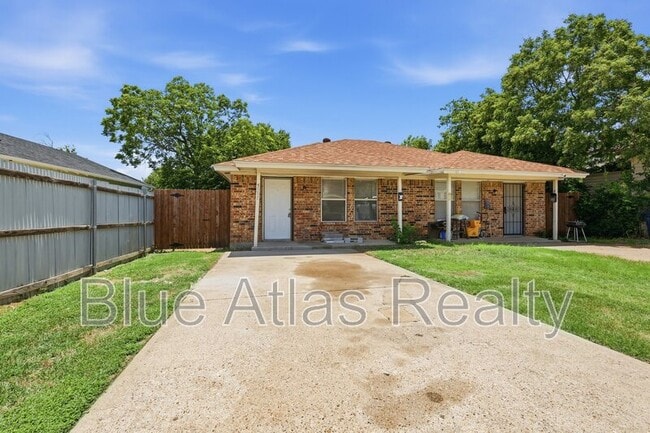 Building Photo - 5517 Wellesley Ave
